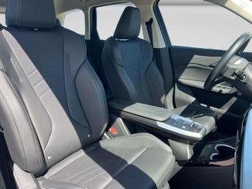 BMW X1 SDrive18d — photo 9
