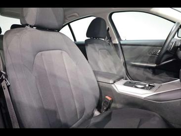 BMW Série 3 Berline 320e — photo 11