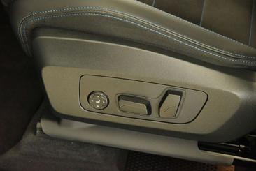 BMW X1 XDrive23d — photo 18