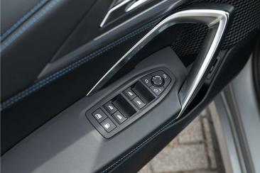 BMW X1 XDrive25e — photo 24