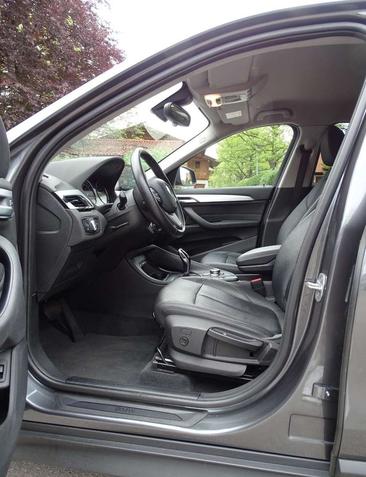 BMW X1 SDrive20i — photo 14
