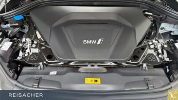 BMW IX2 EDrive20 — photo 6