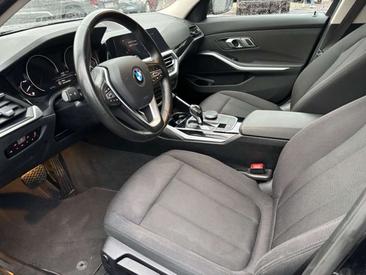 BMW Série 3 Berline 330d — photo 7
