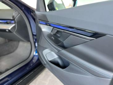 BMW I5 Touring XDrive40 — photo 23