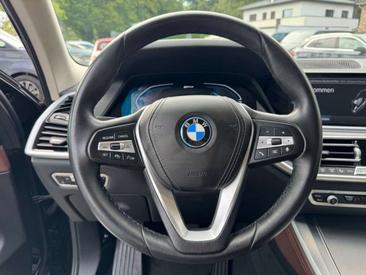BMW X5 XDrive30d — photo 8