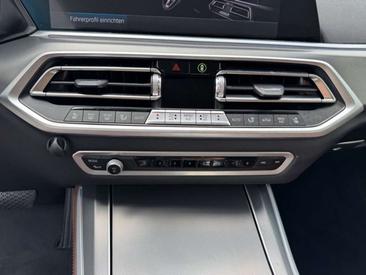 BMW X5 XDrive30d — photo 12