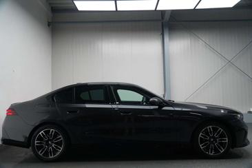 BMW Série 5 520d — photo 12