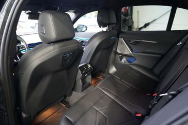 BMW Série 5 520d — photo 18