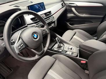 BMW X2 SDrive18i — photo 11