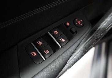 BMW Série 5 520d — photo 28