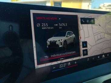 BMW IX XDrive45 — photo 26