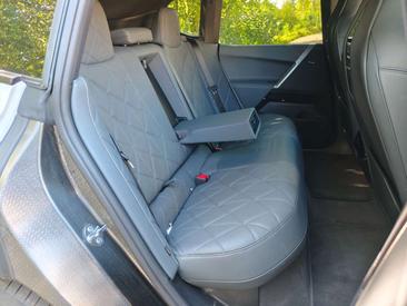 BMW IX XDrive45 — photo 32