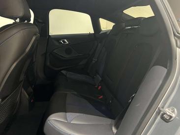 BMW Série 2 220d — photo 8