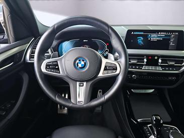 BMW X3 XDrive30d — photo 9