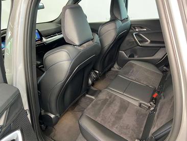 BMW X1 SDrive18i — photo 11