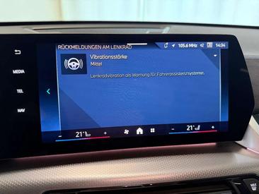 BMW X1 SDrive18i — photo 22
