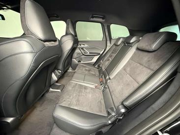 BMW X1 SDrive18i — photo 12