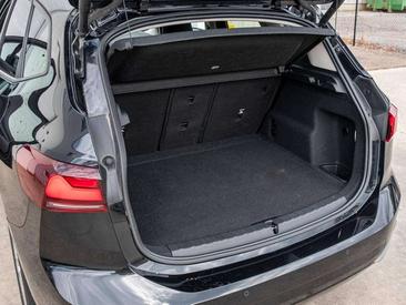 BMW 218 Active Tourer I — photo 38