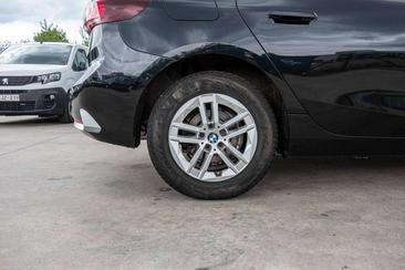 BMW 218 Active Tourer I — photo 42