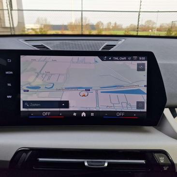 BMW X1 SDrive18i — photo 17