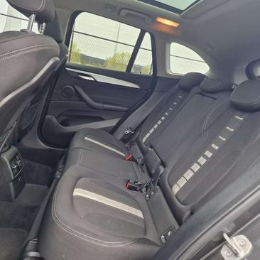 BMW X1 SDrive18i — photo 9