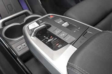 BMW X1 SDrive18d — photo 11