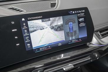 BMW X1 SDrive18d — photo 14