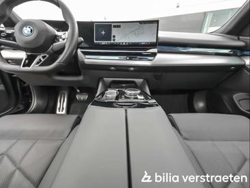 BMW I5 Berline M60 XDrive — photo 8