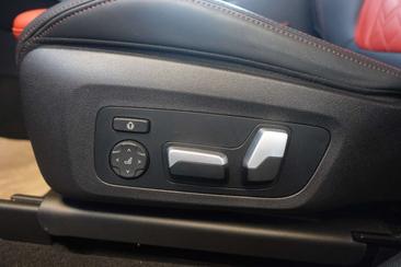 BMW X3 XDrive30e — photo 8