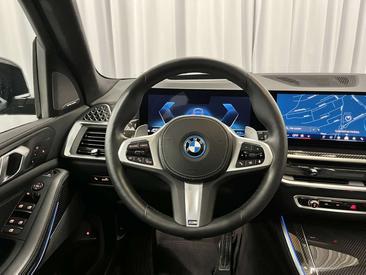 BMW X5 XDrive50e PHEV — photo 9