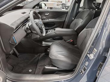 BMW iX3 — photo 14