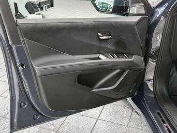 BMW iX3 — photo 17