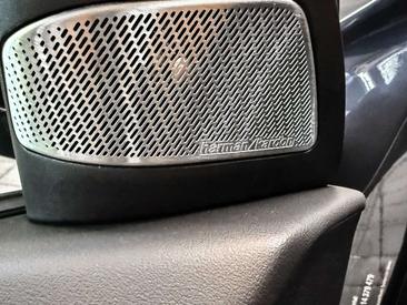 BMW iX3 — photo 19