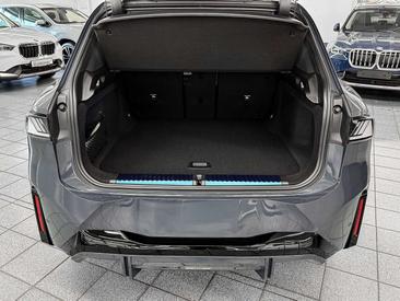 BMW iX3 — photo 23