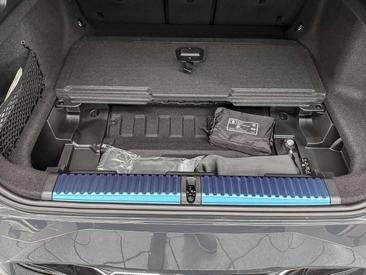 BMW iX3 — photo 24