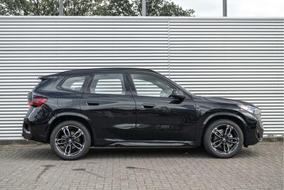 BMW IX1 EDrive20