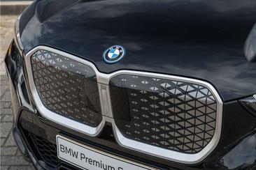 BMW IX1 EDrive20 — photo 5