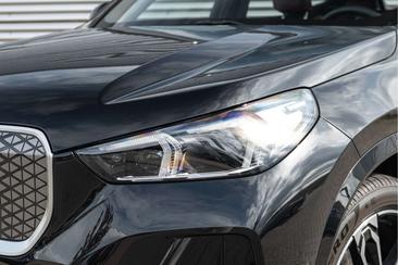 BMW IX1 EDrive20 — photo 6