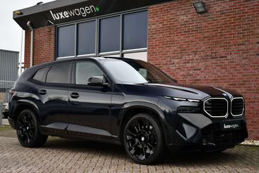 BMW XM 50e — photo 6