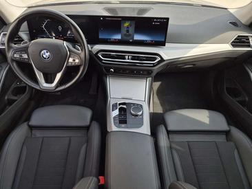 BMW Série 3 Berline 330e — photo 3