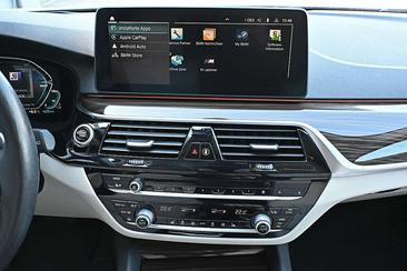 BMW Série 5 530e — photo 29