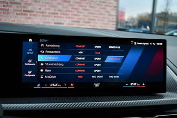 BMW XM 50e — photo 27