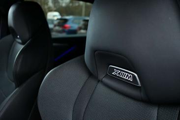 BMW XM 50e — photo 37