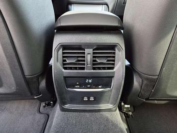 BMW Série 3 Berline 330e — photo 38