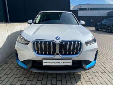 BMW IX1 XDrive30 — photo 3