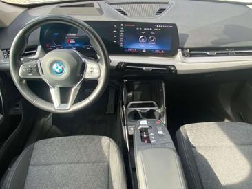 BMW IX1 XDrive30 — photo 8