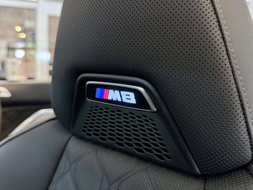 BMW M8 Competition — photo 17