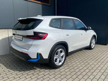 BMW IX1 XDrive30 — photo 14