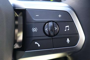 BMW IX1 EDrive20 — photo 18