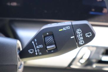 BMW IX1 EDrive20 — photo 19